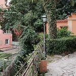 Trastevere- Flat Con Giardino, Ac, Wi-Fi & Netflix