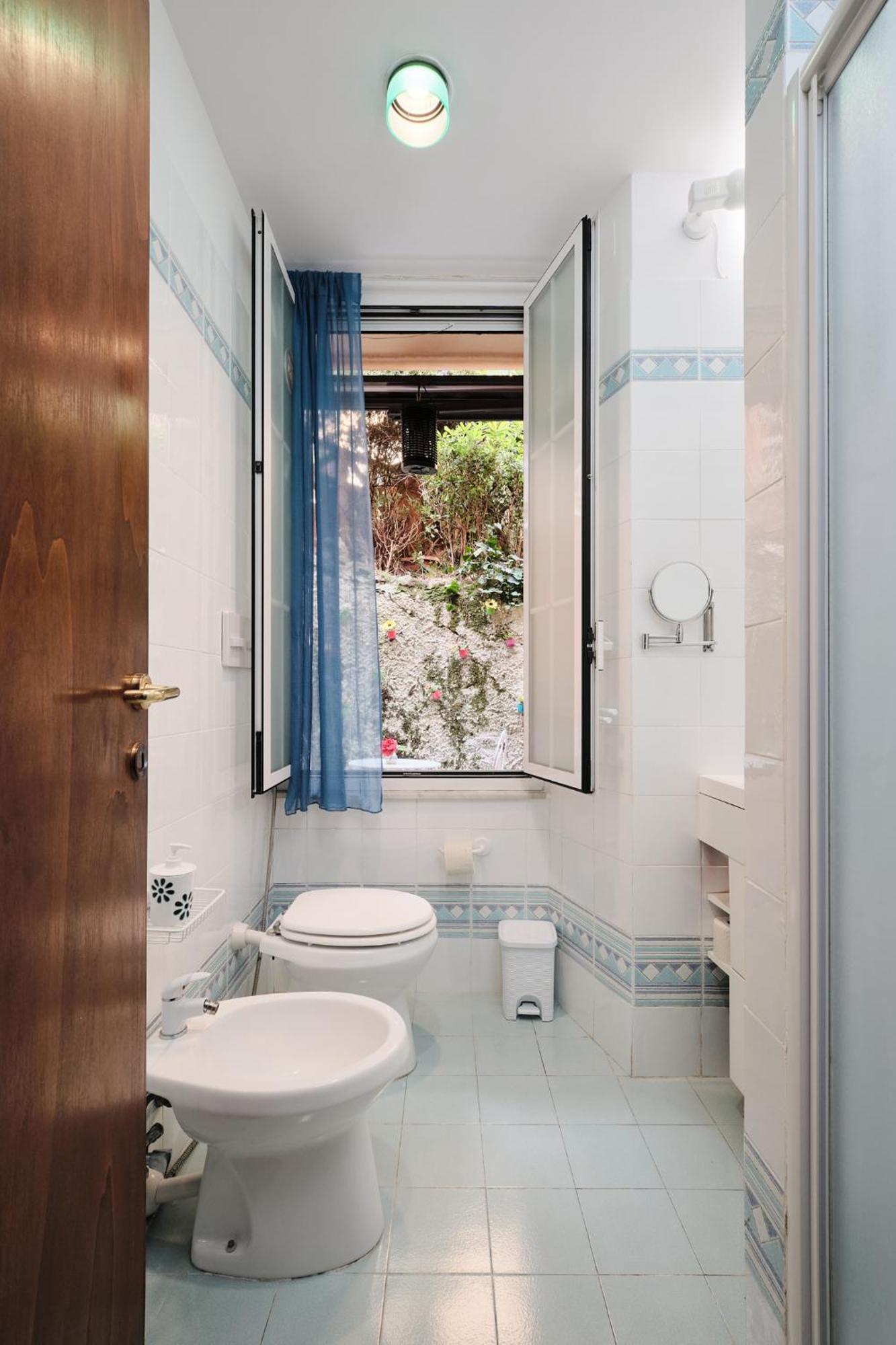 Apartment Trastevere- Flat Con Giardino, Ac, Wi-fi & Netflix Rom